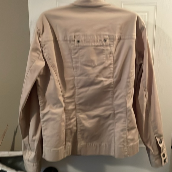 Chicos Beige Jacket - Size 0 - Picture 6 of 6